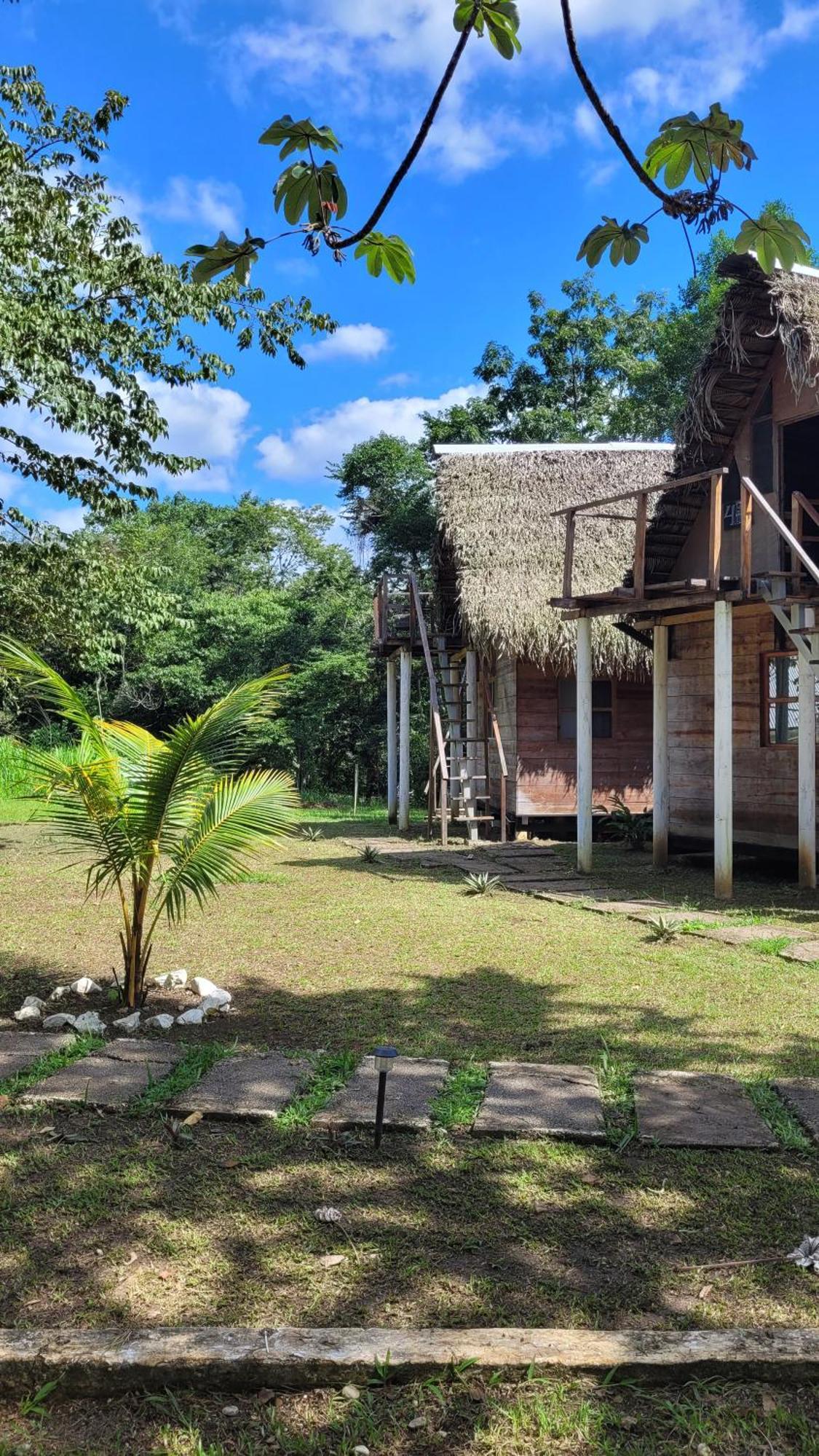 Pachamaya River Hostel Lanquin Exterior photo