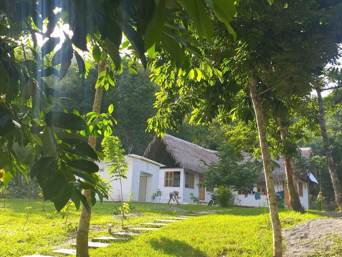 Pachamaya River Hostel Lanquin Exterior photo