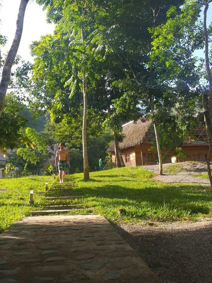 Pachamaya River Hostel Lanquin Exterior photo